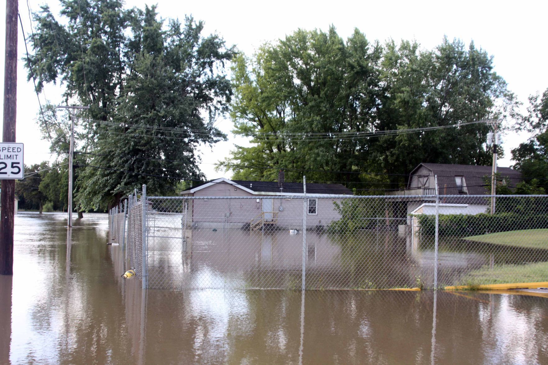 090618-reed-gallery-flood041